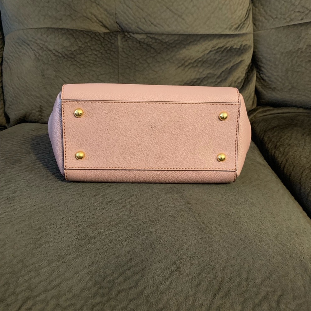Burberry small buckle tote - Picture 6 of 8